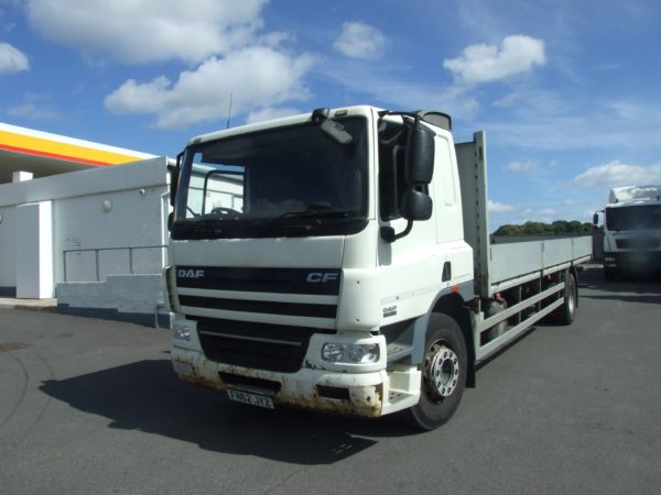 DAF 65 18T SLEEPER CAB DROPSIDE SIDE VIEW