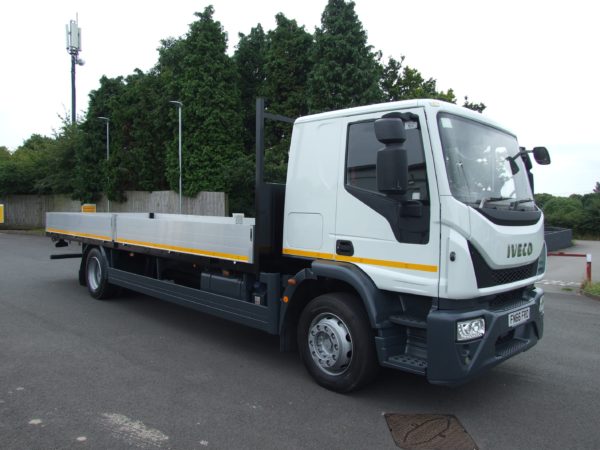 IVECO 180 E25 EURO 6 SLEEPER CAB DROPSIDE