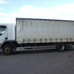 DAF LF220 CURTAINSIDE SIDE VIEW